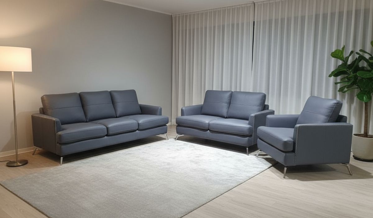2 Seater Leather Sofa with Extendable Seats