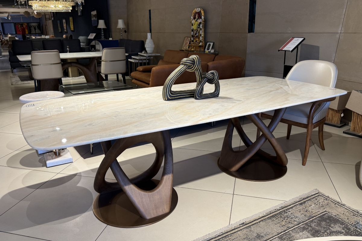 ONYX TOP DINING TABLE – 5