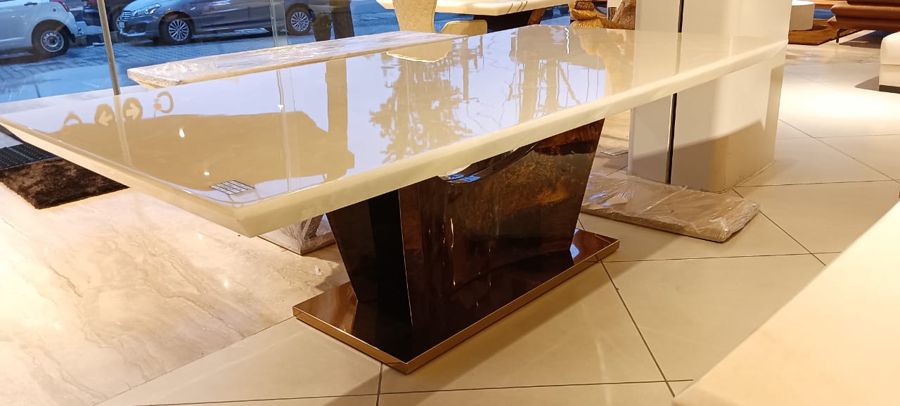 Classy Dining Table Onyx