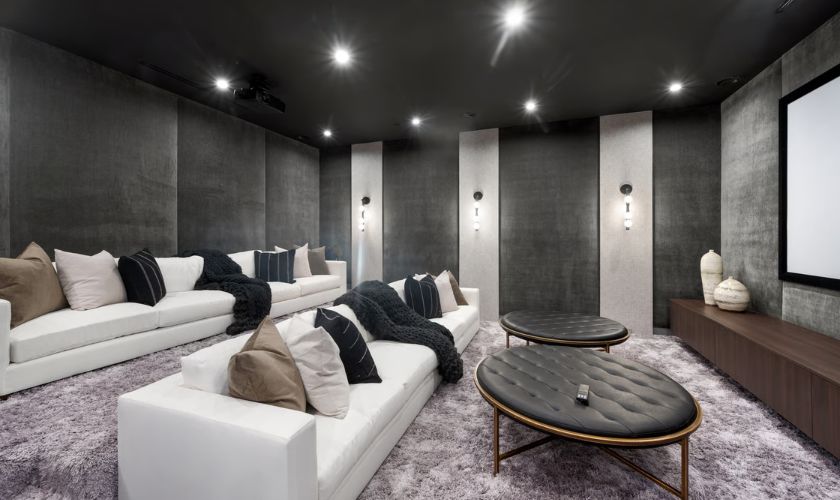 Best home theatre recliner Bangalore — IMG Divani Norwegian engineered 3-motor power recliner at Cherry Pick India