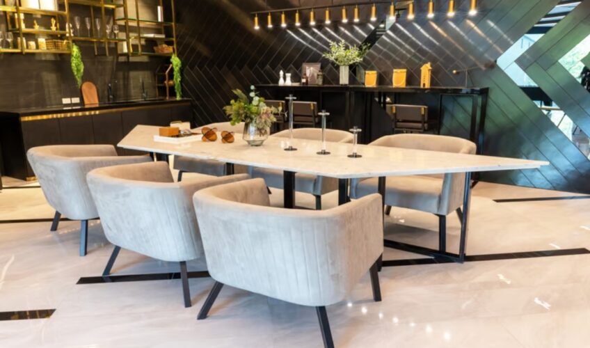Hotel Dining Table and Chairs Bulk Buying Guide